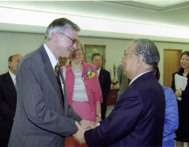 Larry Hickman and Daisaku Ikeda