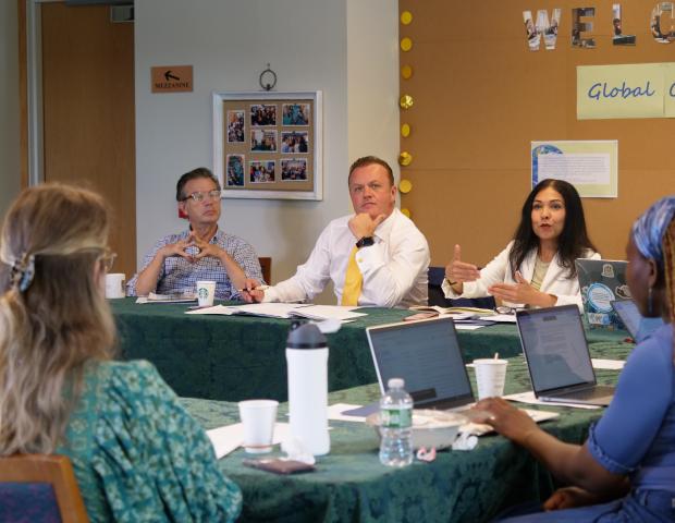 Photo of the 2024 Global Citizens Seminar with Professors Harang and Chowdhury